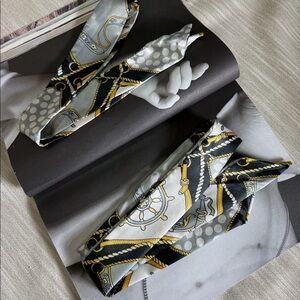 2 Print Scarf Twilly